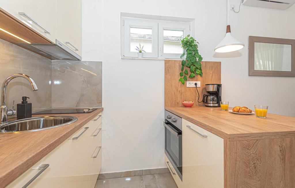 Holiday Home Gveric Vodice Exterior foto
